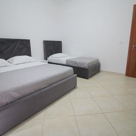 Emel Apartaments Ksamil Exterior foto