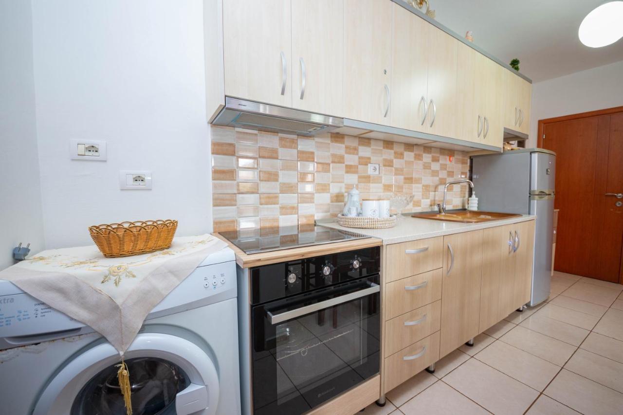 Emel Apartaments Ksamil Exterior foto