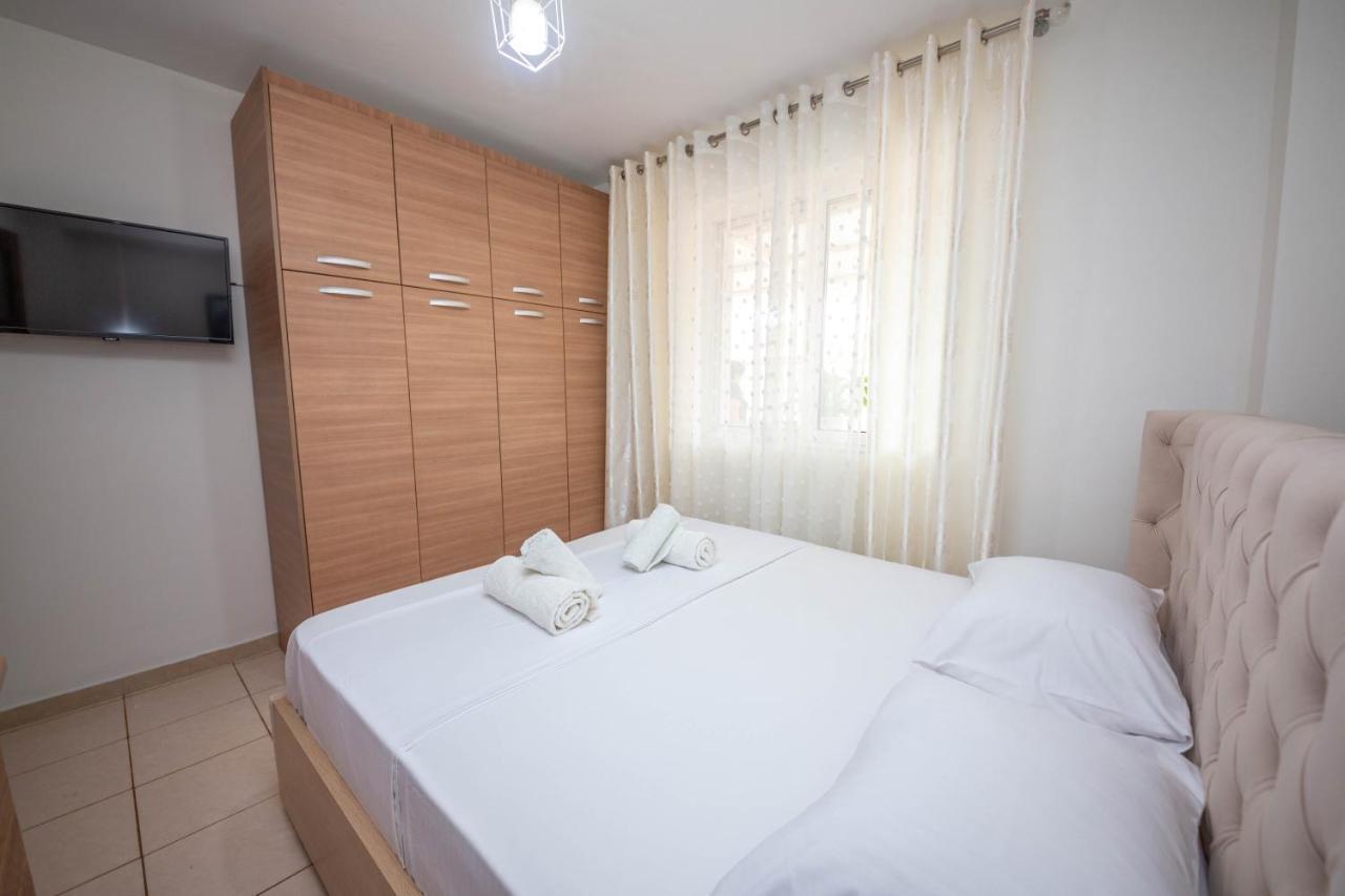 Emel Apartaments Ksamil Exterior foto