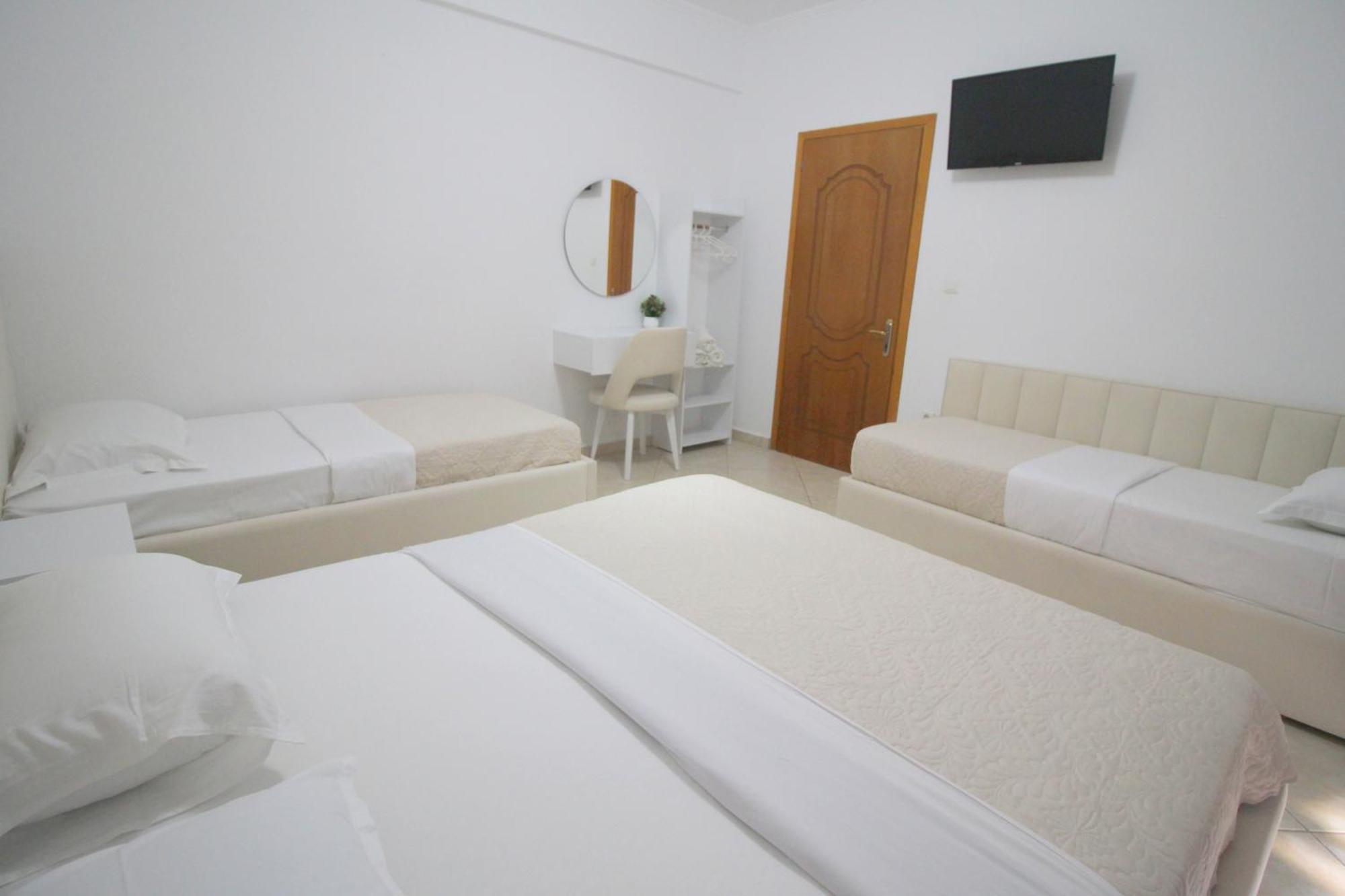 Emel Apartaments Ksamil Exterior foto