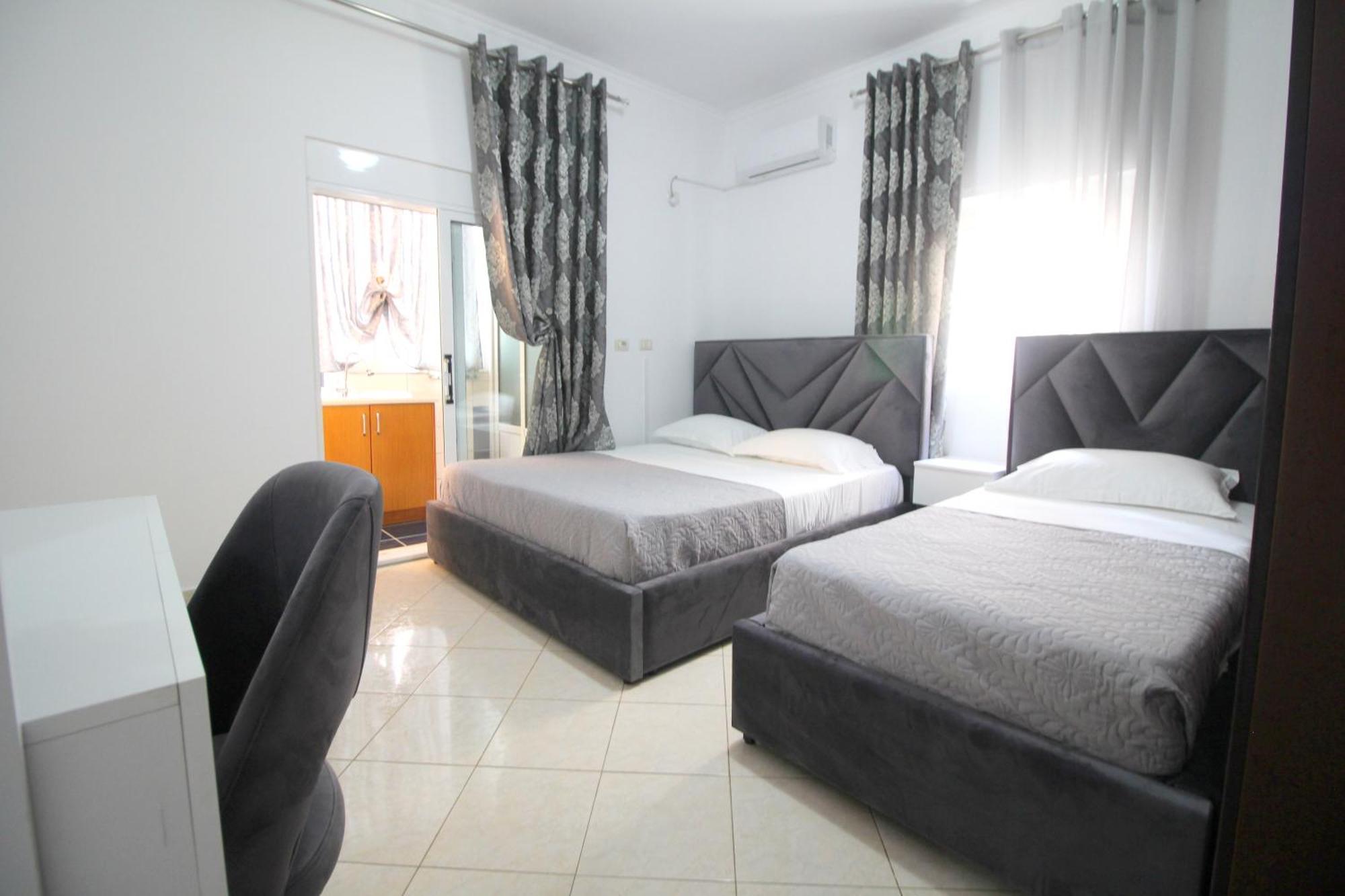 Emel Apartaments Ksamil Exterior foto