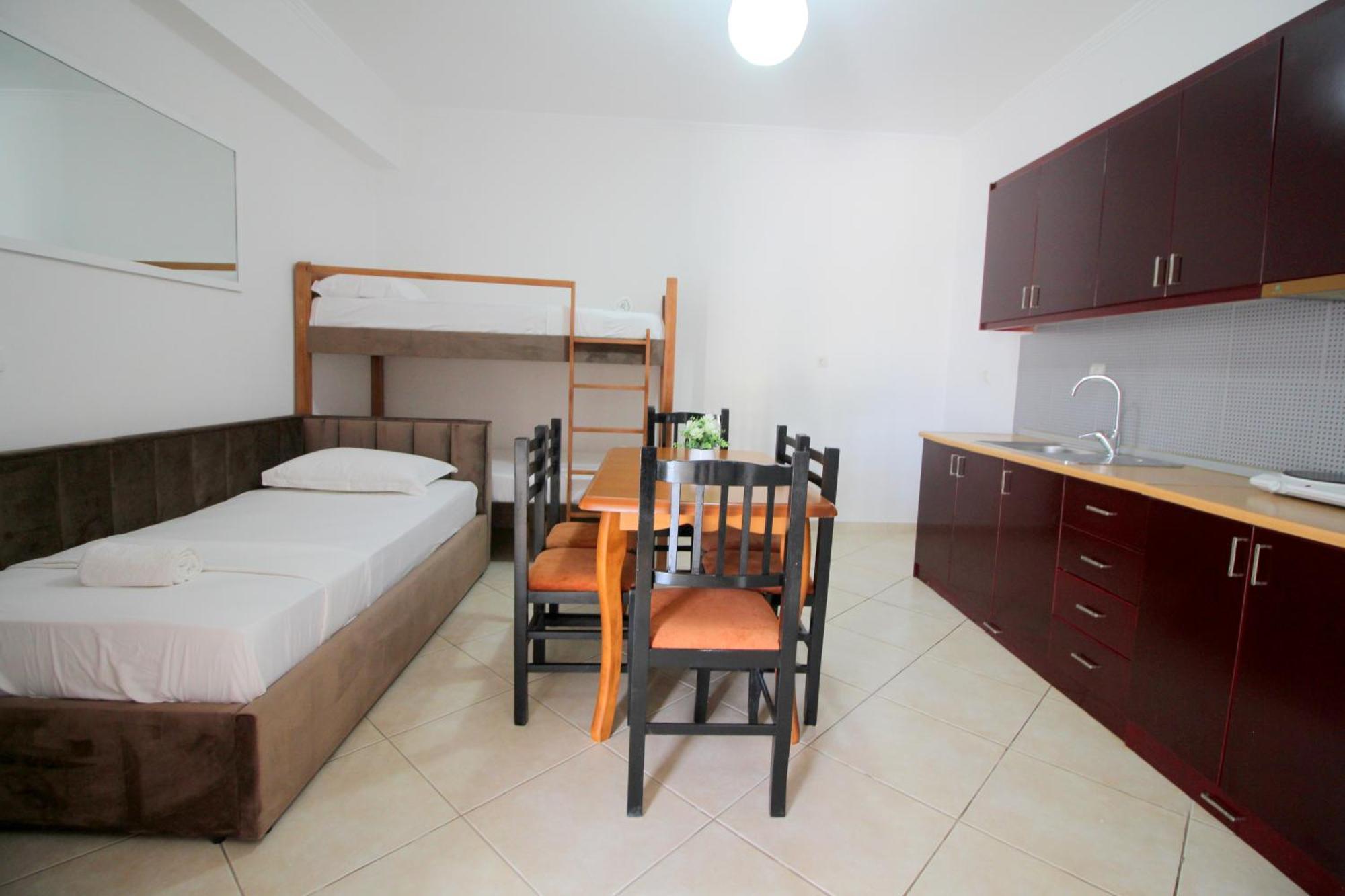 Emel Apartaments Ksamil Exterior foto