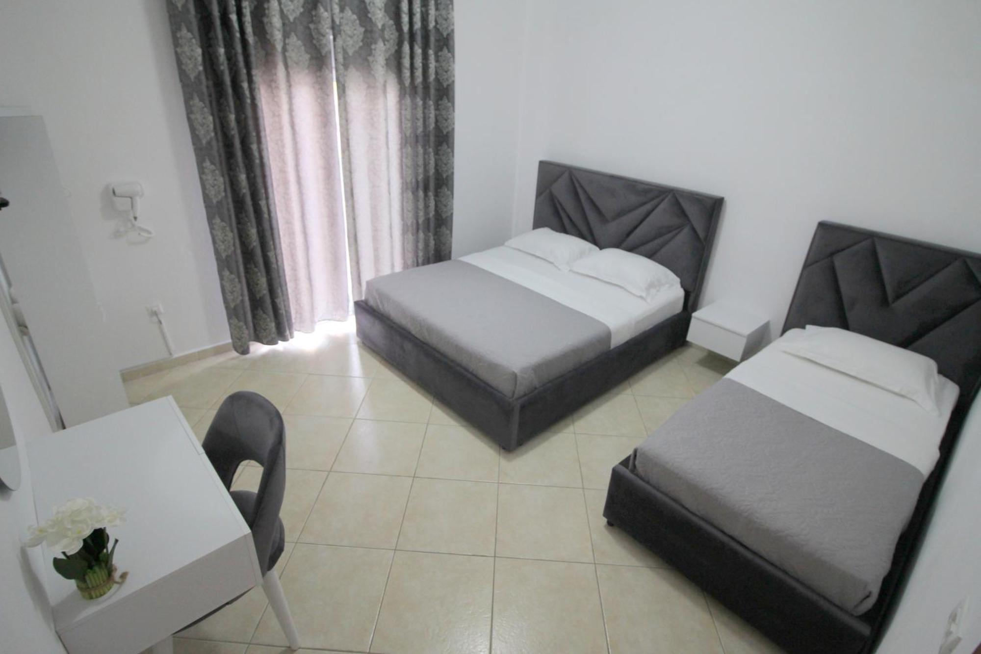 Emel Apartaments Ksamil Exterior foto