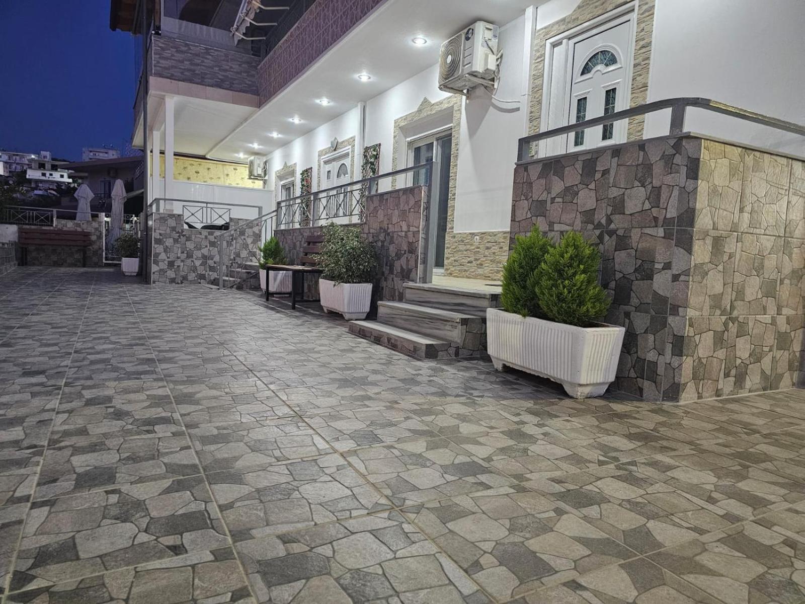 Emel Apartaments Ksamil Exterior foto
